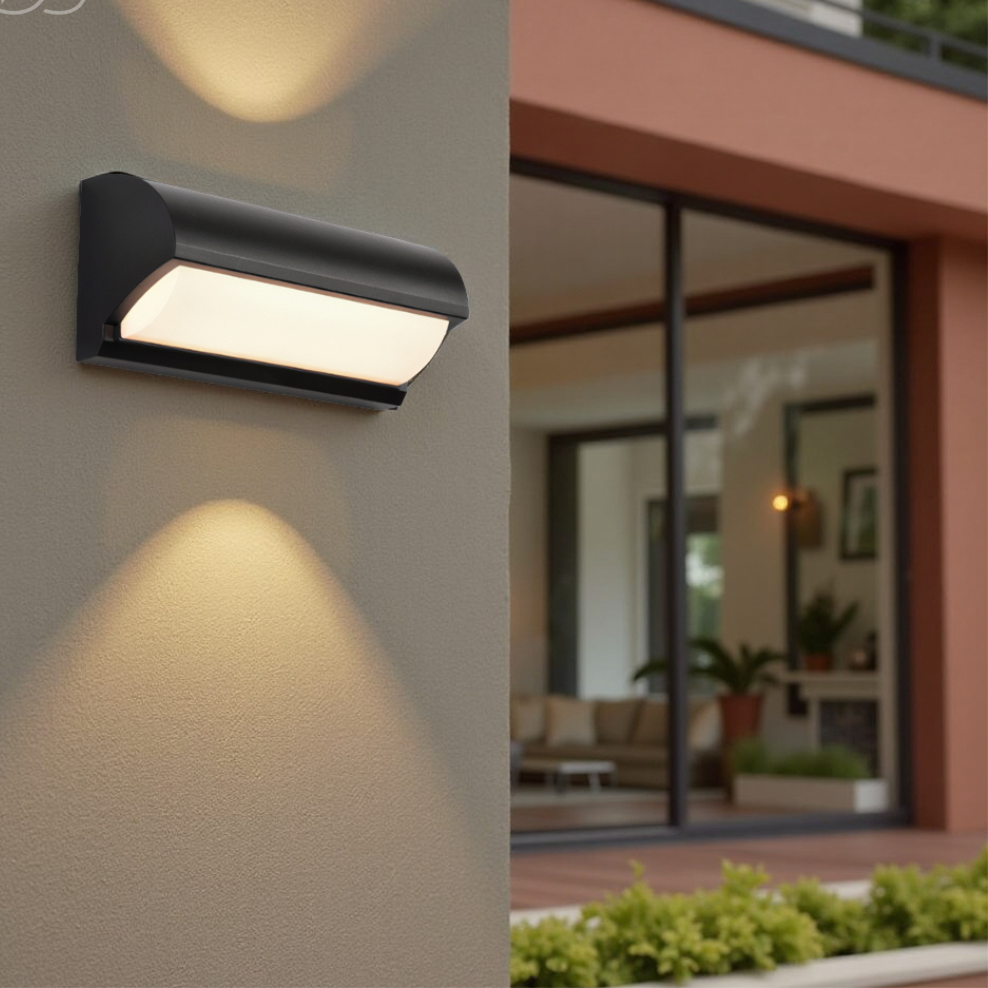 Lisslune | Modern Black Outdoor LED Wall Light – Weatherproof Warm Lighting for Garden, Patio & Entryways