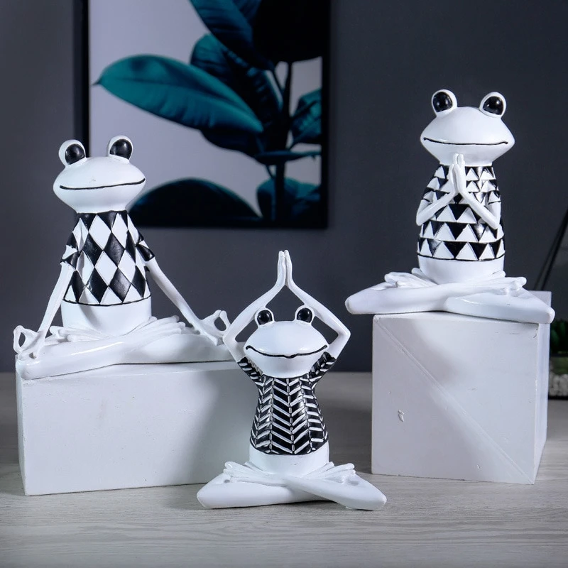 Lisslune | FunkyFrogs – Funny frog figures in playful poses