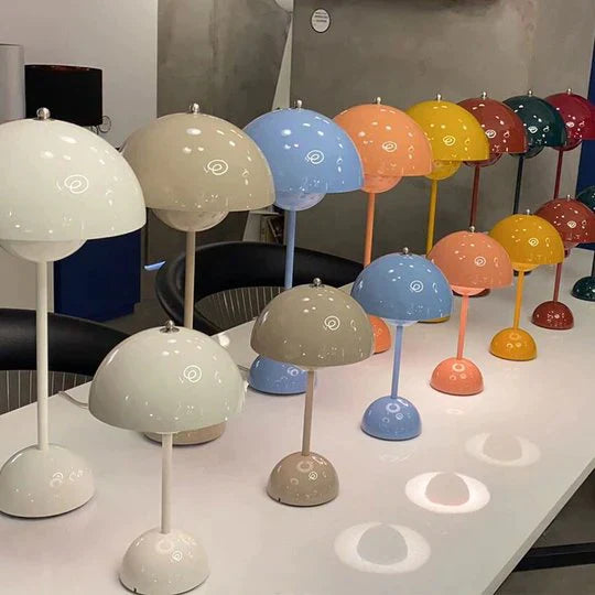 Lisslune | Modern table lamp
