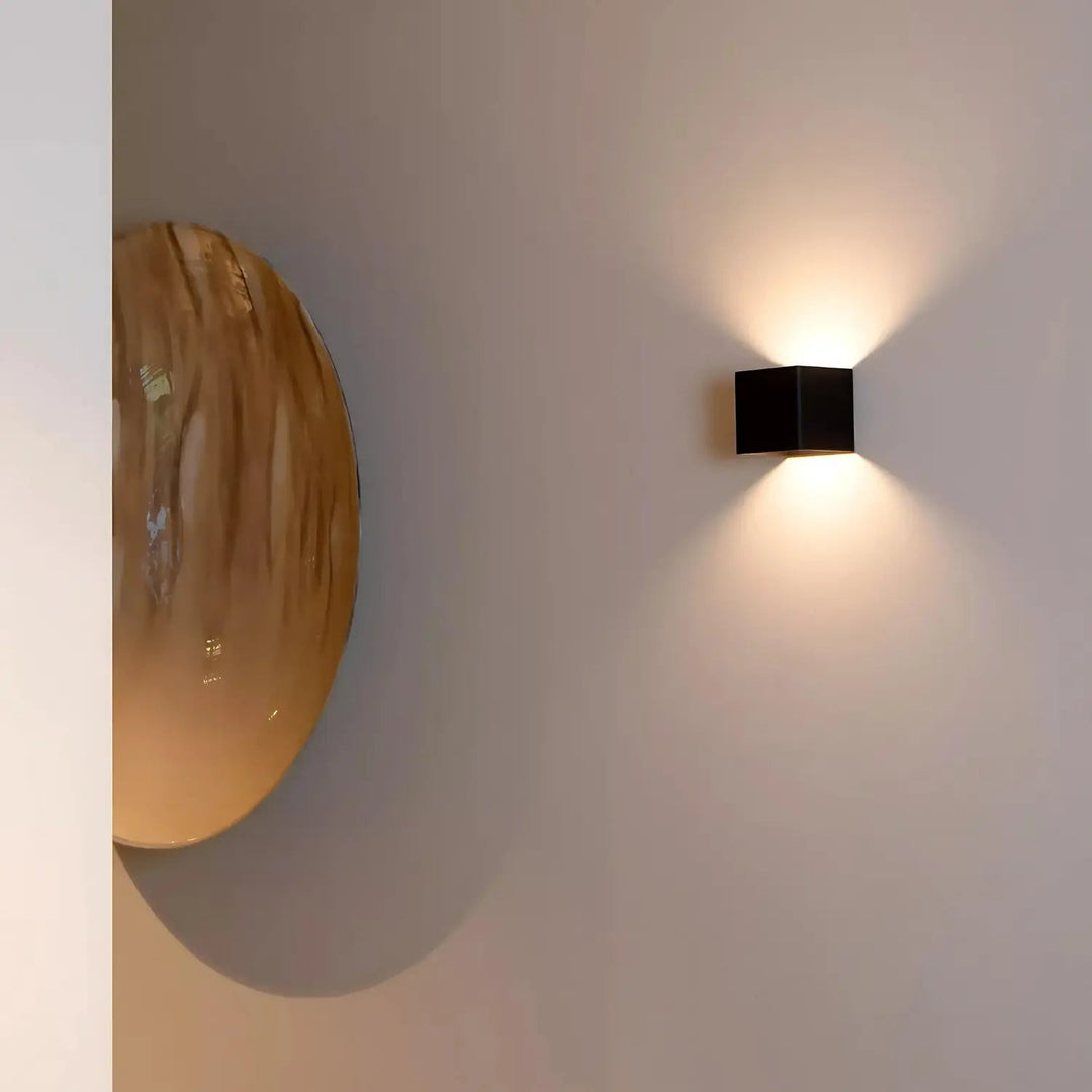 Lisslune | AuraLuxe - Hana Glow for Refined Interiors