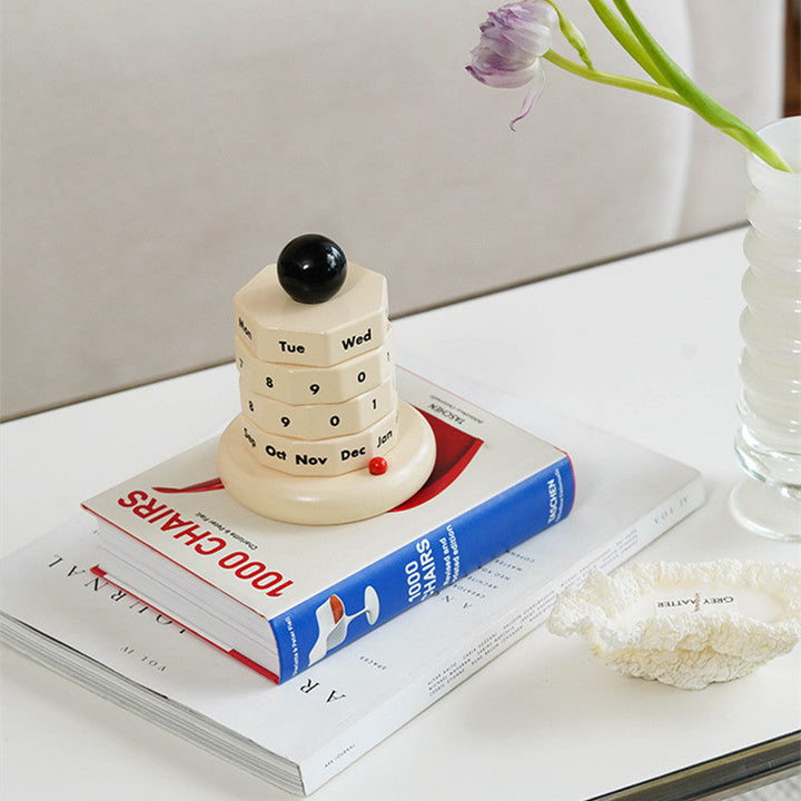 Lisslune | Wooden Creative Perpetual Calendar