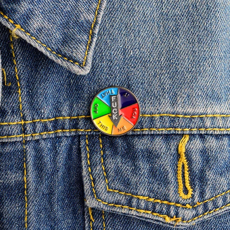 Lisslune | Funny Rotating Badge
