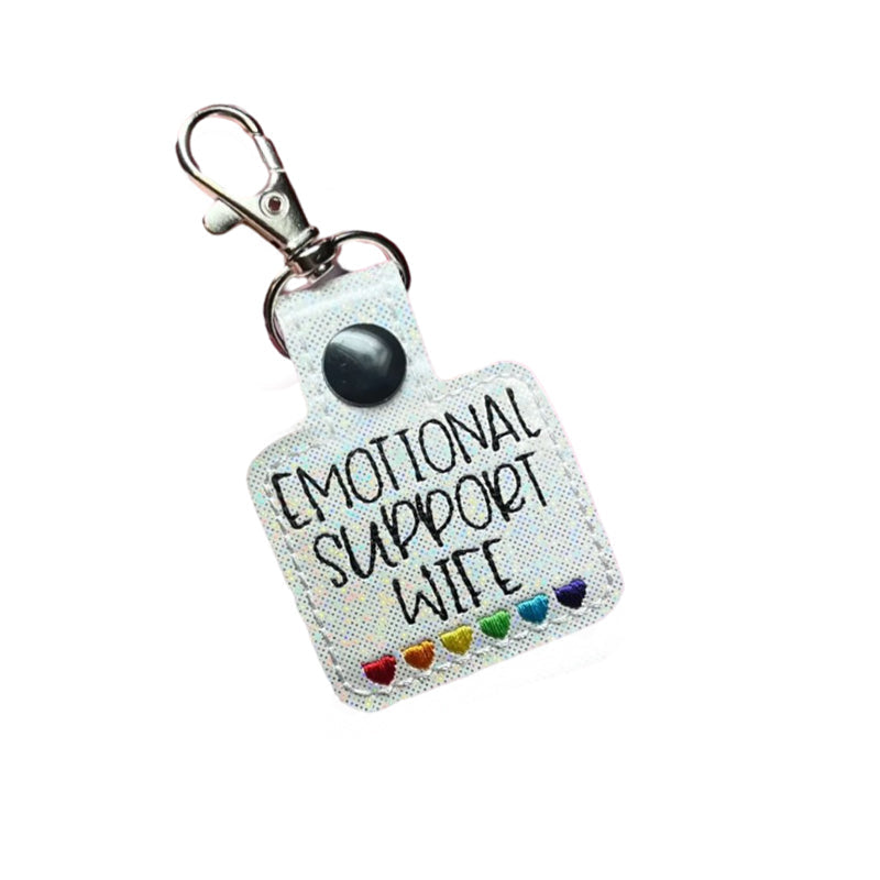Lisslune | Rainbow Hearts Keychain