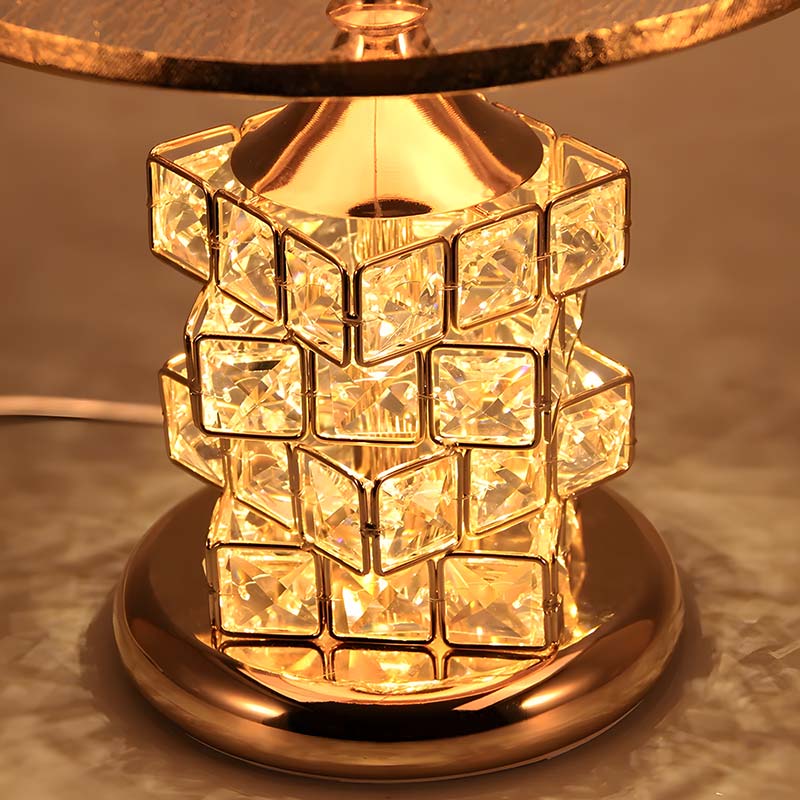Lisslune | CrystGlow - Golden crystal-inspired table lamp