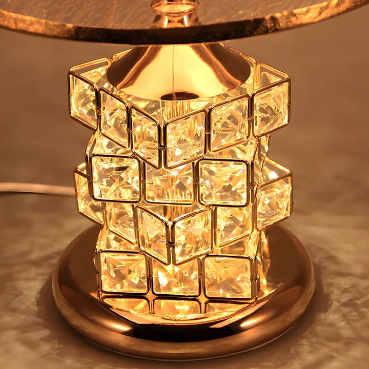Lisslune | CrystGlow - Golden crystal-inspired table lamp