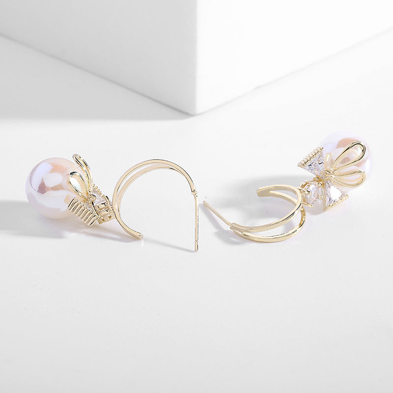 Lisslune | Bow Pearl Earrings
