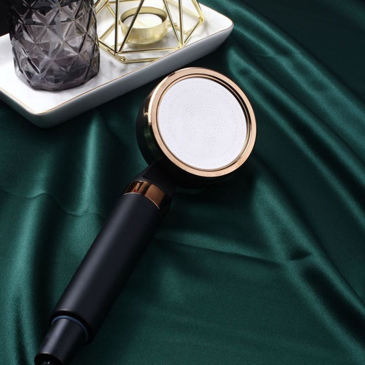 Lisslune | Luxury Handheld Showerhead with Vitamin C Filtration System