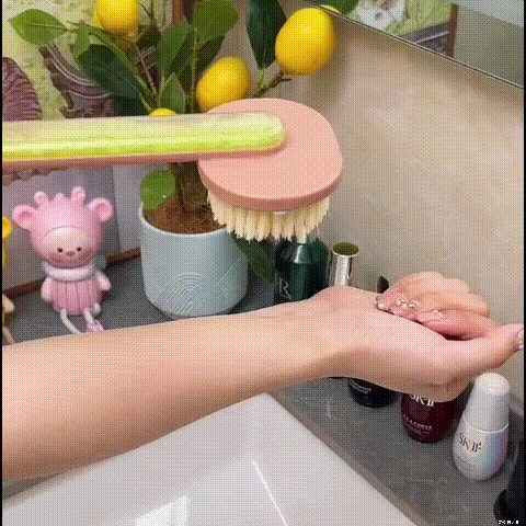 Lisslune | Cleansebrush | Gentle Skin Cleansing Brush
