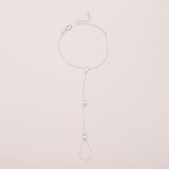 Lisslune | Adjustable Finger Ring Bracelet made of Stainless Steel with Crystals