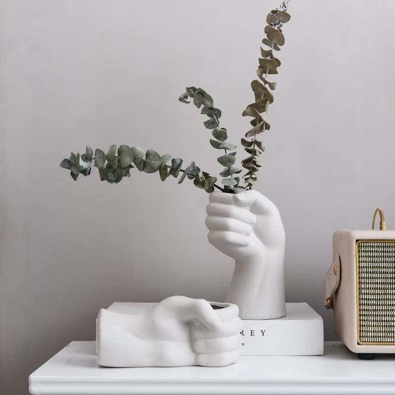 Lisslune | Artistic Hand Gesture Ceramic Tabletop Flower Vase