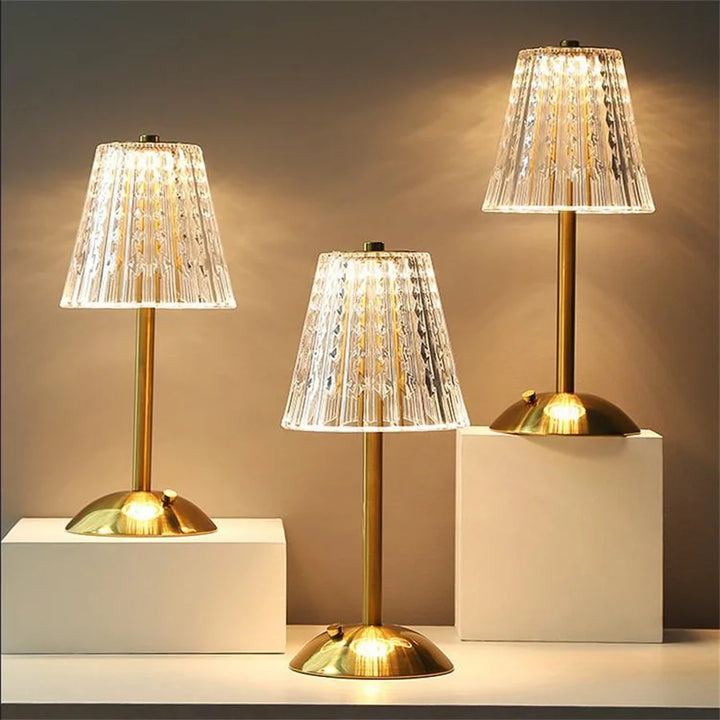 Lisslune | – Gold crystal table lamp