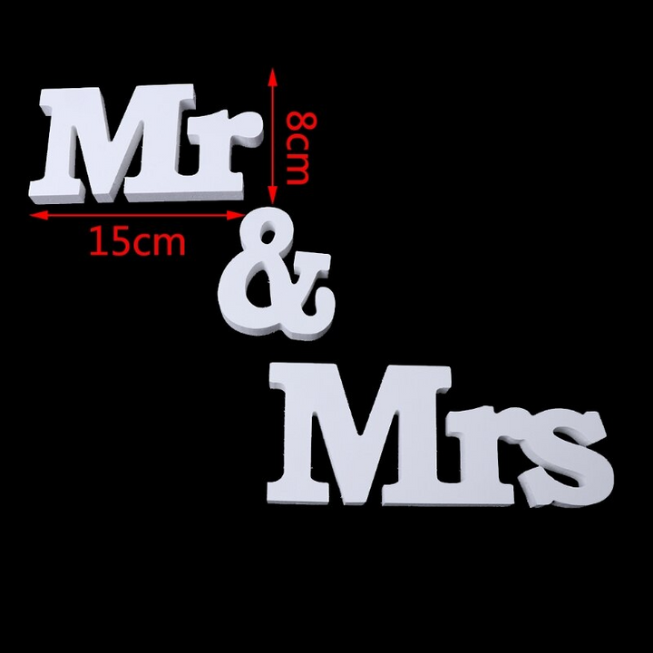 Lisslune | Mr & Mrs Wooden Letters for Wedding Decoration