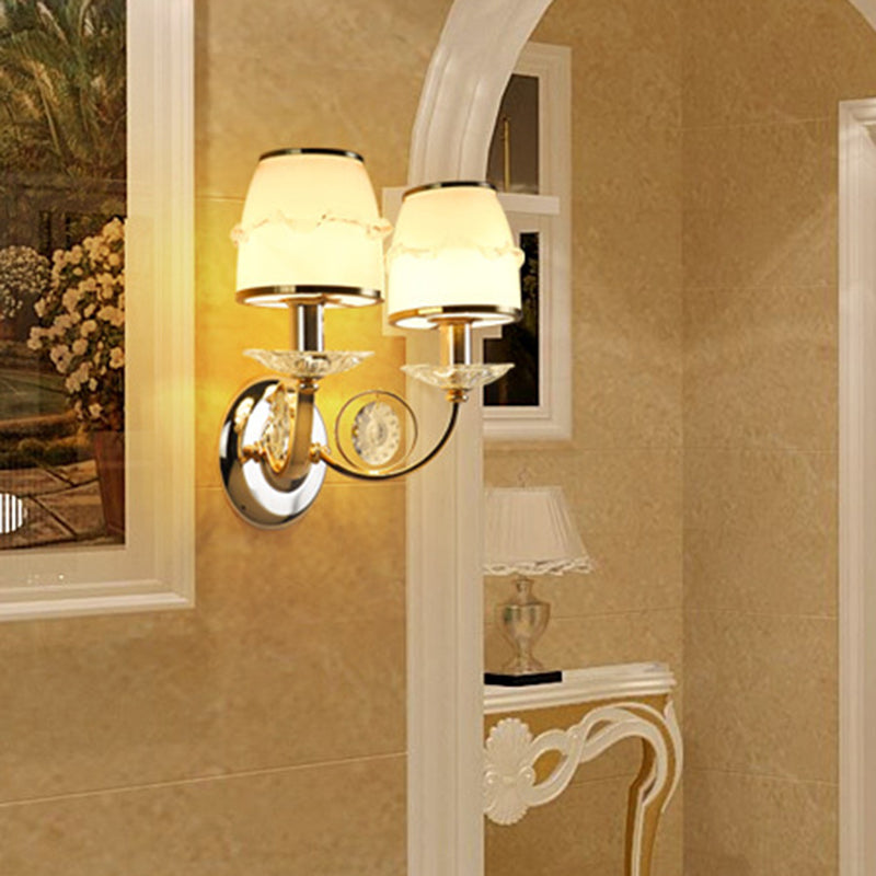 Skørter | 1/2-Bulb Curving Wall Light Traditional White Metal LED Wall Lamp with Crystal Accent