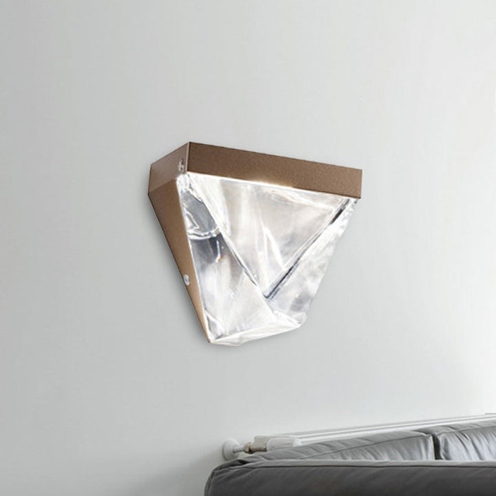 Skørter | LED Crystal Wall Light Minimalism Black/Gold Triangle Living Room Wall Mount Lighting