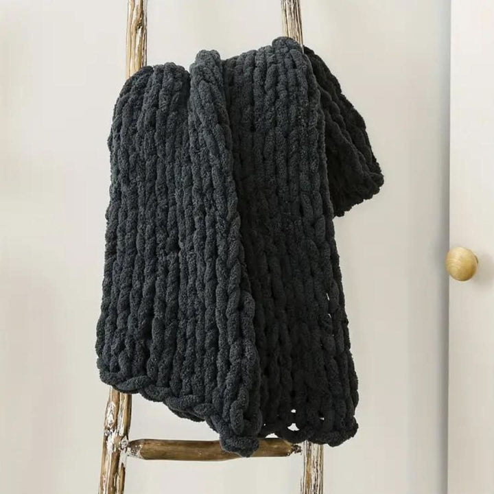 Lisslune | CozyCloud - Luxurious Snuggle Blanket