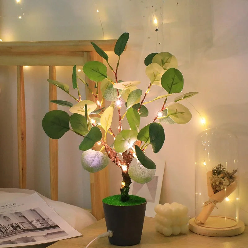 Lisslune | TwinkleBranch - LED night light with Christmas branch and decorative pot