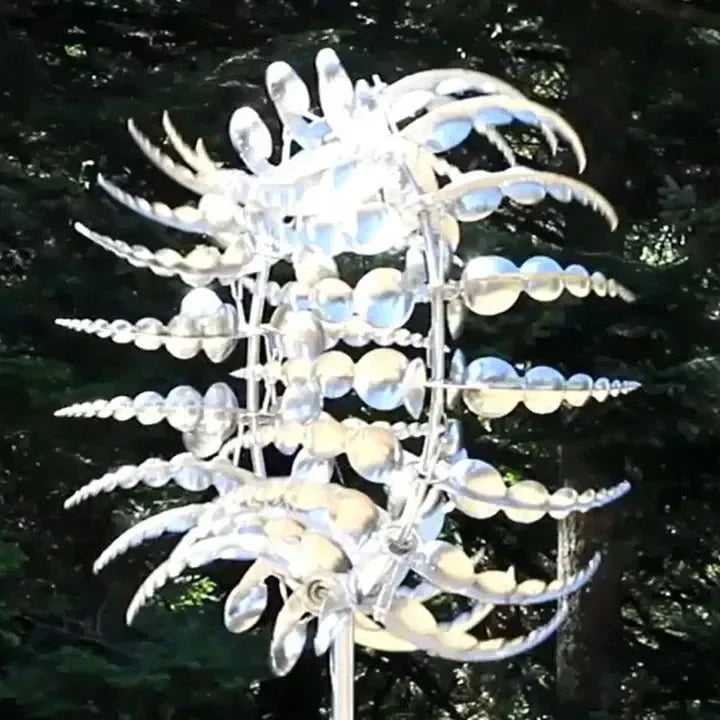 Lisslune | Magical and unique kinetic wind turbine made of metal