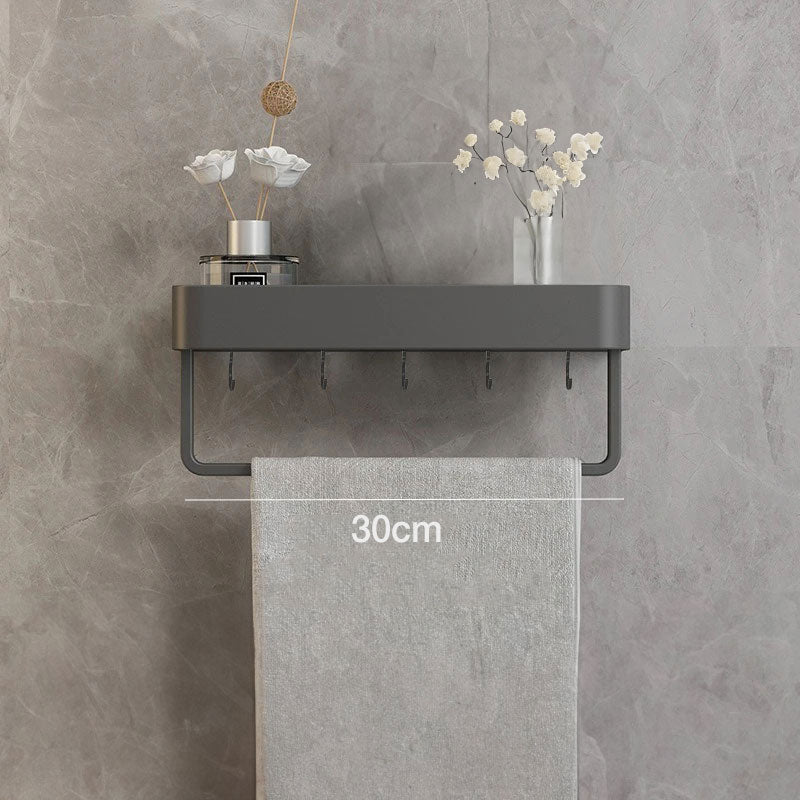 Lisslune | Contemporary, elegant bathroom shelves in gray