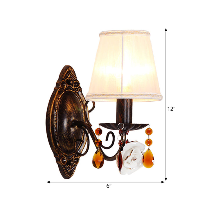 Skørter | 1 Light Curved Arm Wall Lamp Vintage White Wall Mounted Light Fixture for Hallway with Cone Shaped Fabric Shade