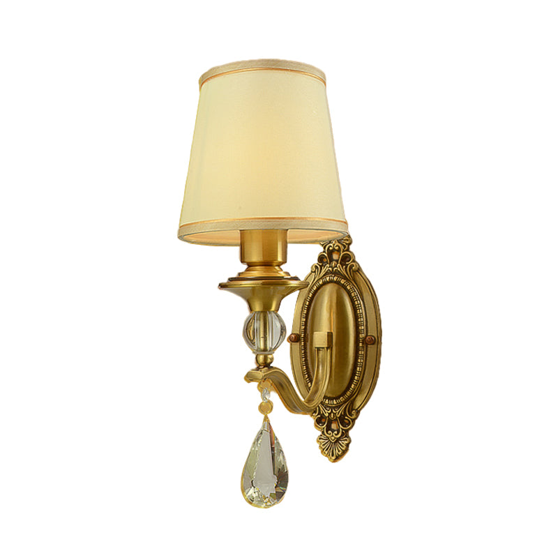 Skørter | Traditionalism Cone-shaped Wall-mounted Lamp 1/2 Heads Fabric Wall Sconce Lighting in Gold with Hanging Crystal