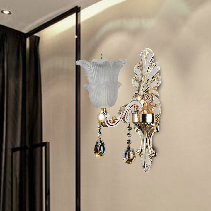 Skørter | Traditional Bloom Wall Lamp 1/2 Cups Clear Crystal Glass LED Wall Light in Gold