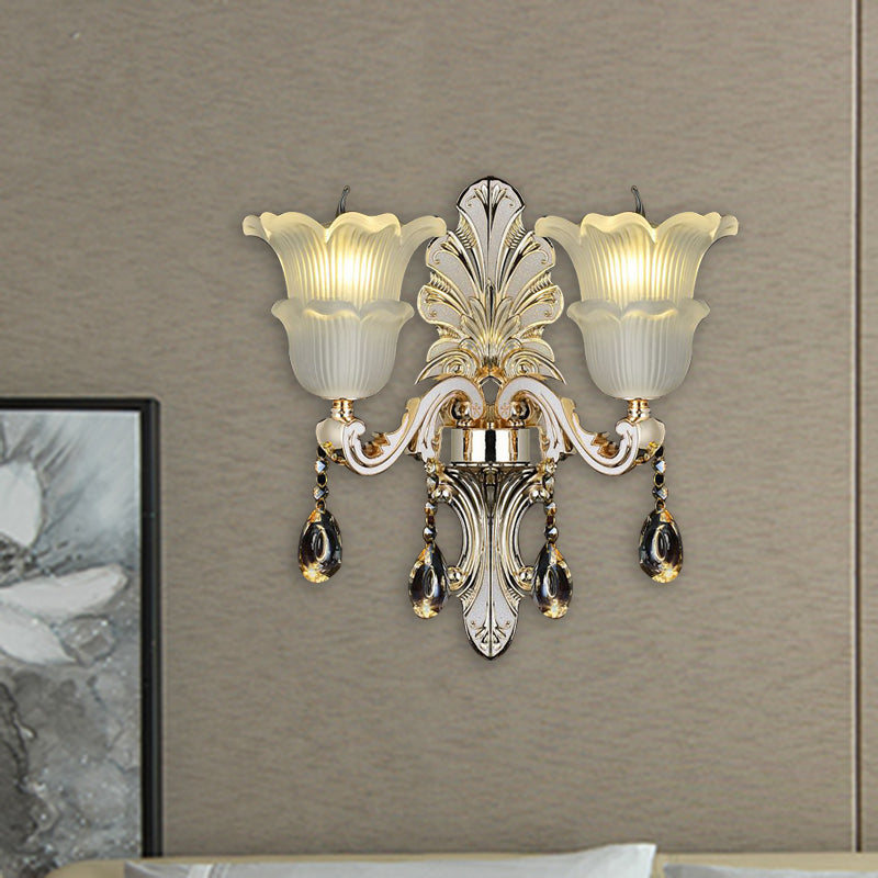 Skørter | Traditional Bloom Wall Lamp 1/2 Cups Clear Crystal Glass LED Wall Light in Gold