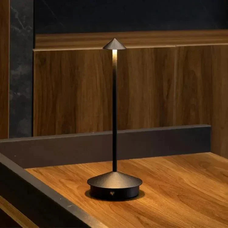 Lisslune | BeamLuxe - Sleek Wireless Table Light