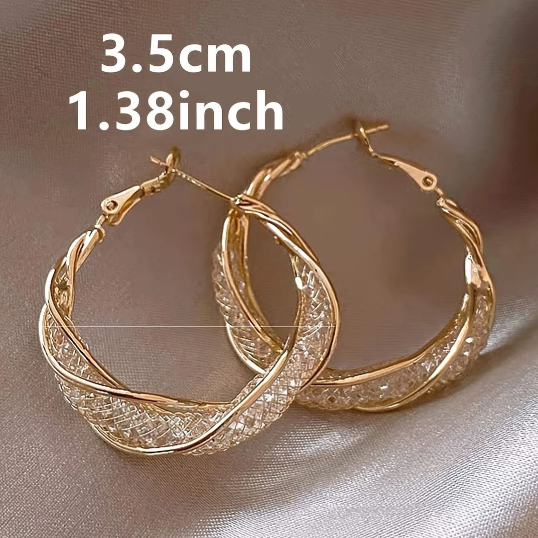 Lisslune | Elegant Gold Colored Twisted Hoop Earrings with Mesh Pattern