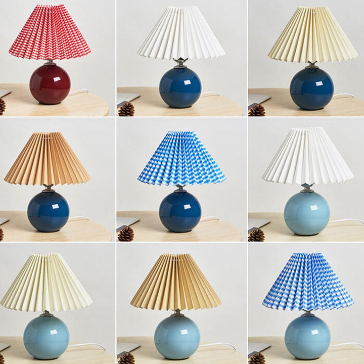 Lisslune | Nordic minimalist 1-light table lamp made of ceramic with pleats