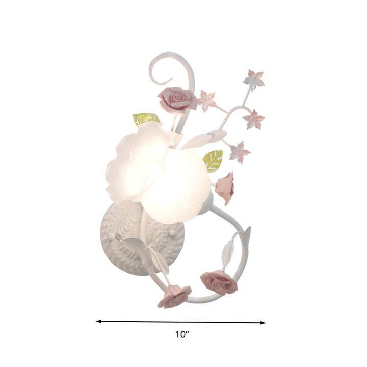 Skørter | Traditionalism Flower Pattern Wall-Mounted Lamp 1 Main Tap White Glass Wall Lamp for Bedroom, Left/Right