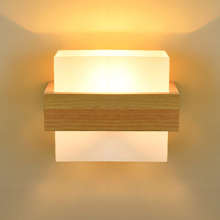 Skørter | Wood Rectangle Wall Lamp Modernist 1 Head Beige Wall Light with White Glass Shade