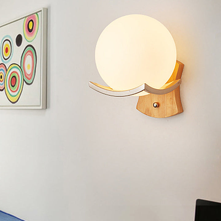 Skørter | 1 Head Staircase Wall Lamp Modernism Wood Wall Light with Round Opal Glass Shade