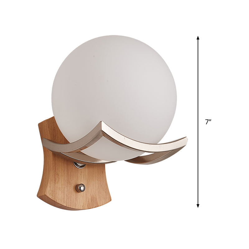 Skørter | 1 Head Staircase Wall Lamp Modernism Wood Wall Light with Round Opal Glass Shade