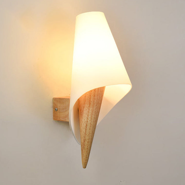 Skørter | Wide Flare Living Room Wall Lamp Chinese White Glass 1 Bulb Wall Mount Lighting
