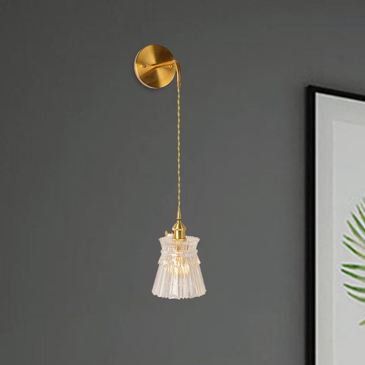 Skørter | Prismatic Glass Gold Wall Lamp Cylinder/Vase/Flower Single Bulb Traditionalism LED Wall Mounted Light Fixture