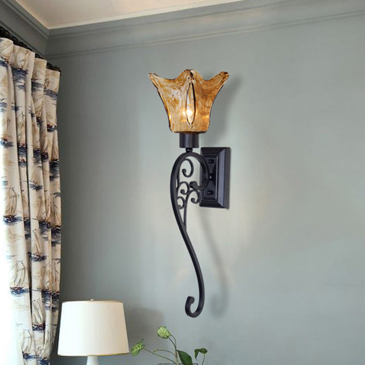Skørter | Bell Bedroom Wall Light Retro Amber Glass Single Light LED Black Wall Mount Lighting, 15"/26" High