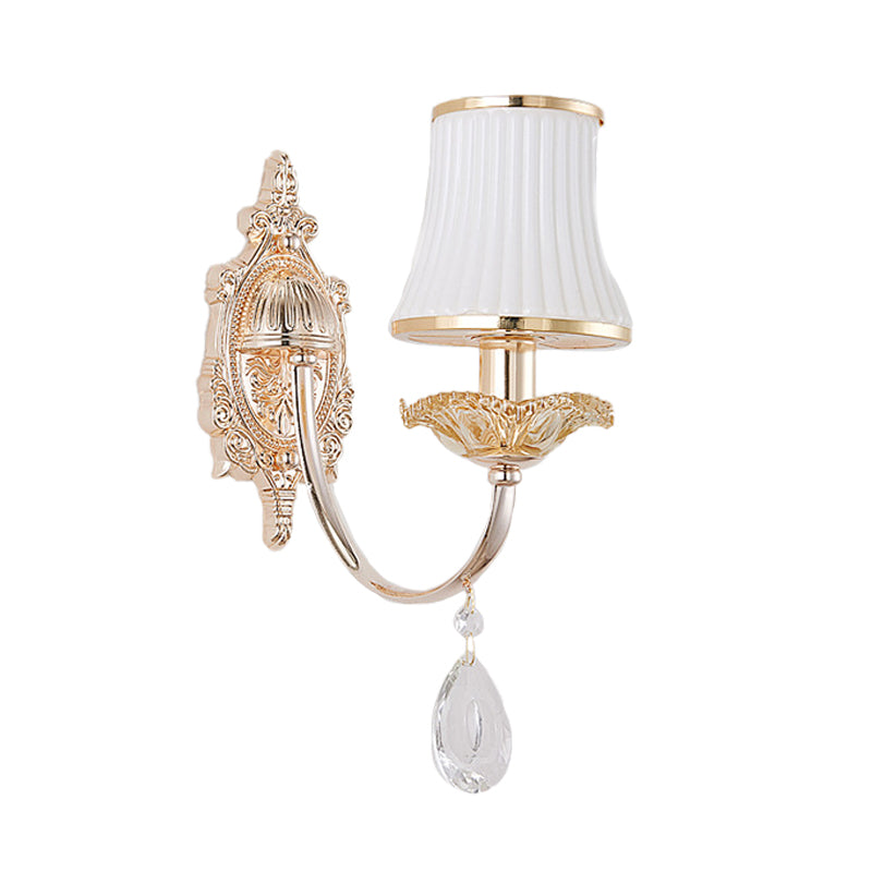 Skørter | 1/2-Light Extending Wall Light Sconce Traditionalism Brass Frosted White Glass Wall Light Fixture with Crystal Decoration