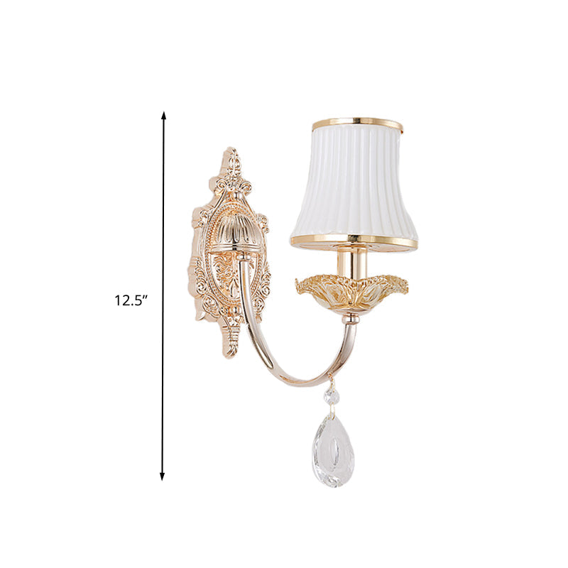 Skørter | 1/2-Light Extending Wall Light Sconce Traditionalism Brass Frosted White Glass Wall Light Fixture with Crystal Decoration