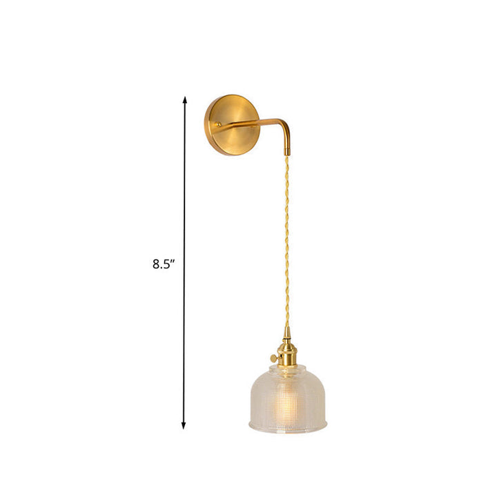 Skørter | 1 Light Wall Mounted Lighting Traditional Dome/Cone Clear Prismatic Glass LED Sconce Fixture in Gold