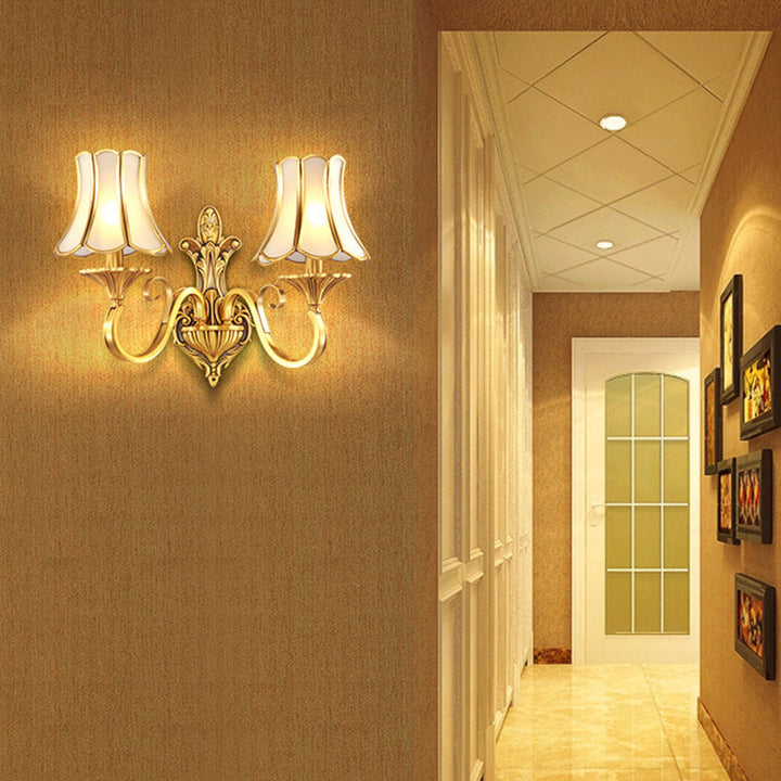 Skørter | Brass Gold Finish Wall Lamp Sconces Carved Arm 1/2 Lamps Colonial Style Wall Mount Lighting