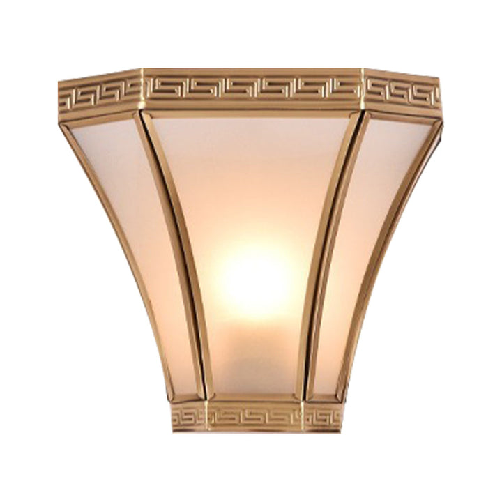 Skørter | Flared Brass Wall Light Vintage 1 Bulb Gold Finish Wall Mounted Lamp with Frosted Glass Shade