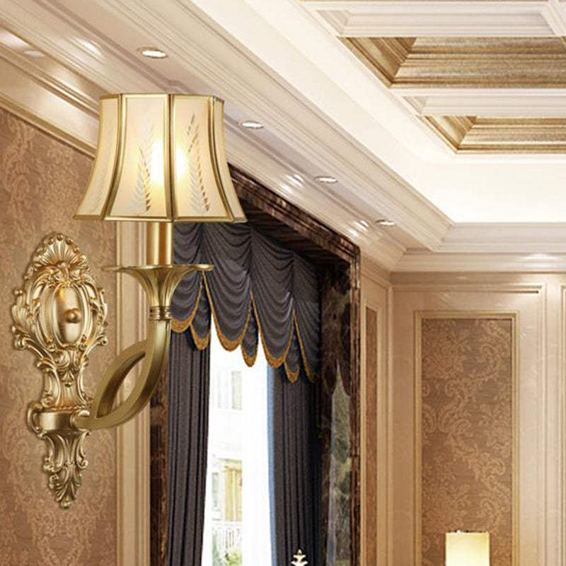 Skørter | Swooping Arm Wall-Mounted Lamp Vintage Metal 1/2-Head Gold Wall Light with Printed Opaque Glass Shade