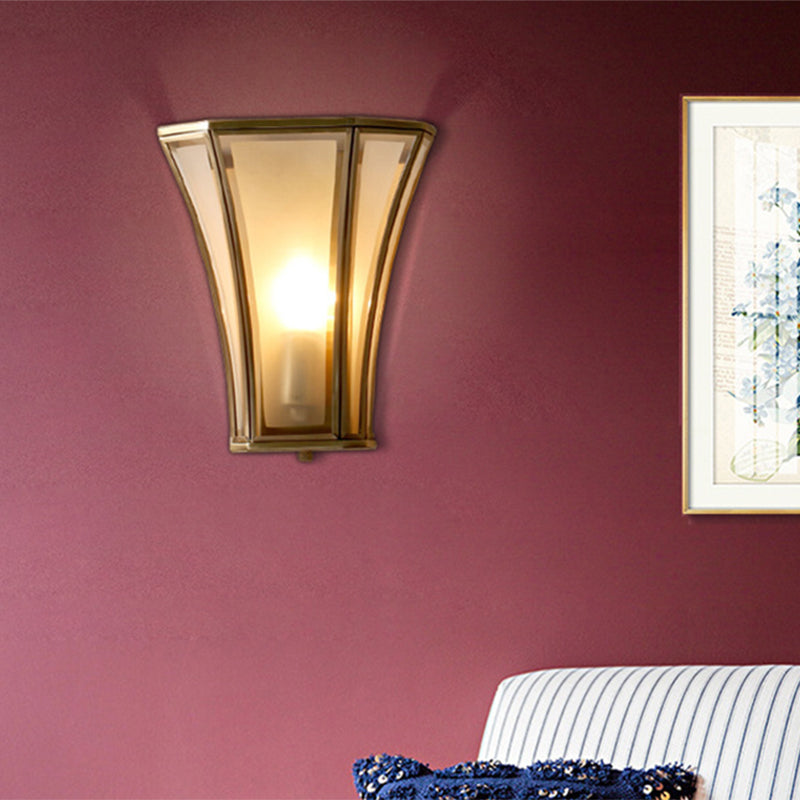 Skørter | 1 Head Flush-Mount Wall Light Retro Angled Milk Glass Wall Fixture in Gold