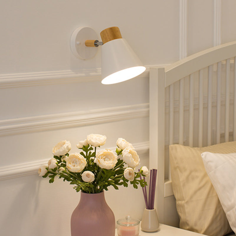 Skørter | Modernist Conical Wall Lamp Metal 1 Lamp Wall Mount Light Fixture in White with Wooden Cover