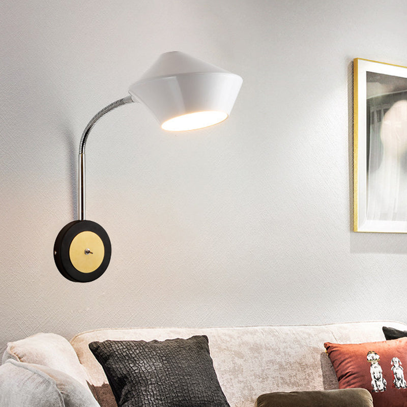 Lisslune | Urn Wall Light Contemporary Metal 1-Bulb Wall-Mounted Lighting in Black and White