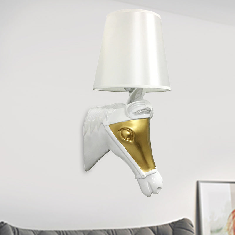 Skørter | Traditional Cone Wall Lamp Fixture 1 Bulb Fabric Wall Mount Lighting in White/Gold for Bedroom with Horse Head Base Plate