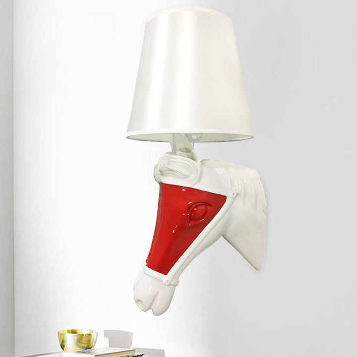 Skørter | Traditional tapered wall lamp 1 bulb fabric wall light in white/red for bedroom