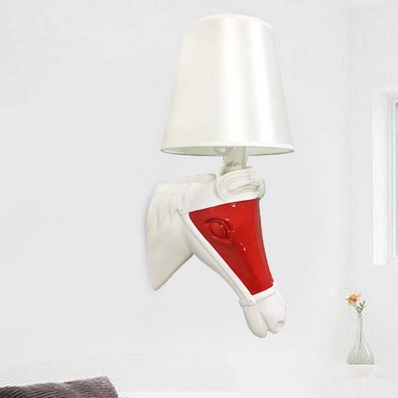 Skørter | Traditional tapered wall lamp 1 bulb fabric wall light in white/red for bedroom