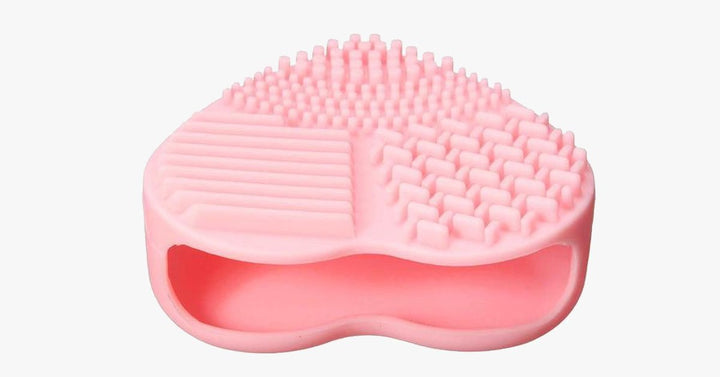 Lisslune | Heart-Shaped Silicone Cosmetic Brush Cleaner Plate Convenient and Easy to Use - Cleans Your Brushes Gently!