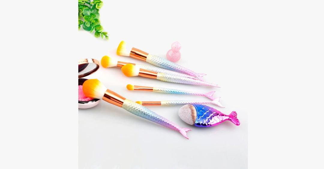 Lisslune | Mermaid Dream Glam Brush Set - Perfect your makeup in a glamorous way